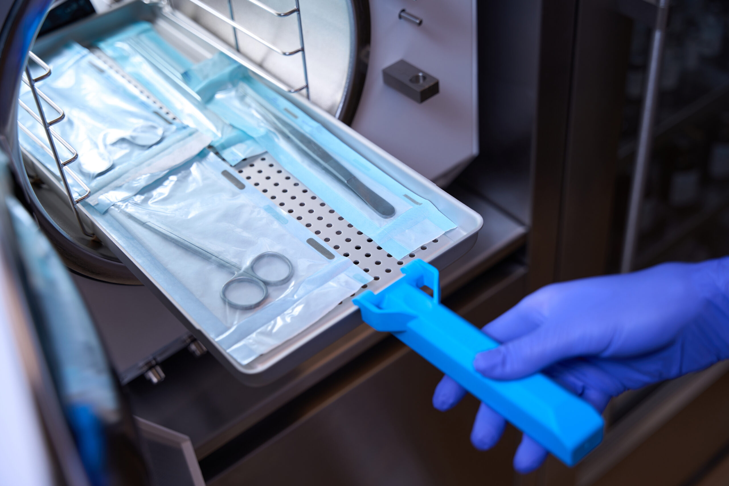 Image of surgical instruments.